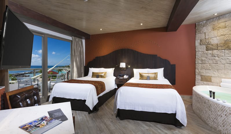 Rock-Star-Suite-Double-Beds