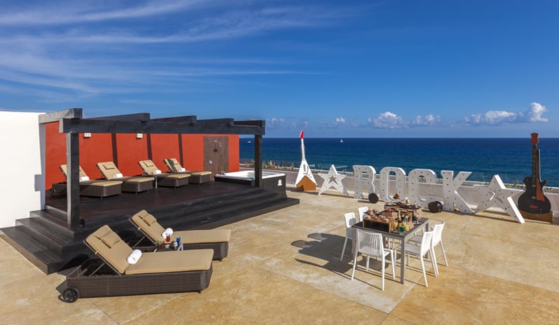 Rock-Star-Suite-TerraceArea