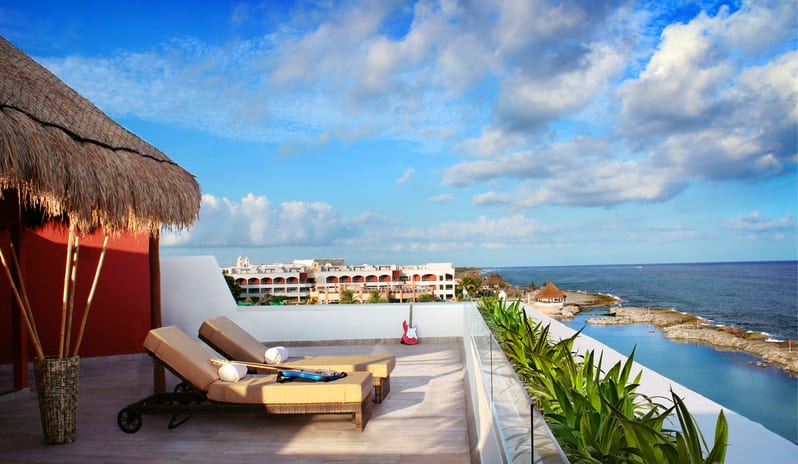 Rock_Suite_Platinum_Rooftop_Lounge1_Hacienda