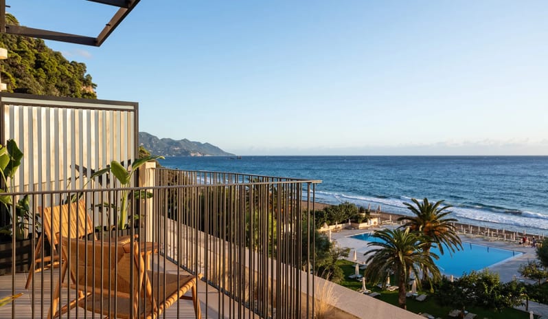 DOMES-OF-CORFU-SAPPHIRE-SUBLIME-FAMILY-SUITE-3