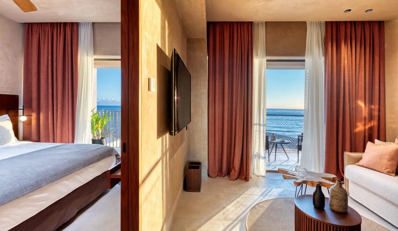 DOMES-OF-CORFU-SAPPHIRE-SUBLIME-FAMILY-SUITE-4