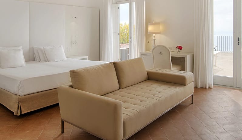 JUNIOR-SUITE-WITH-VIEW_001