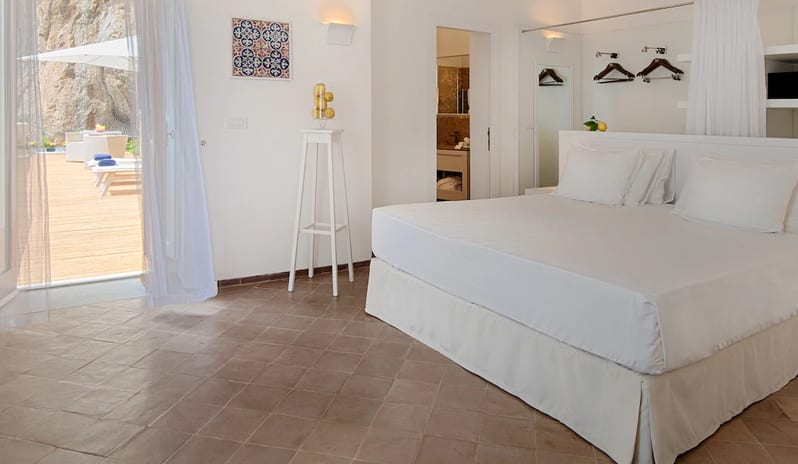 JUNIRO-SUITE-WITH-TERRACE