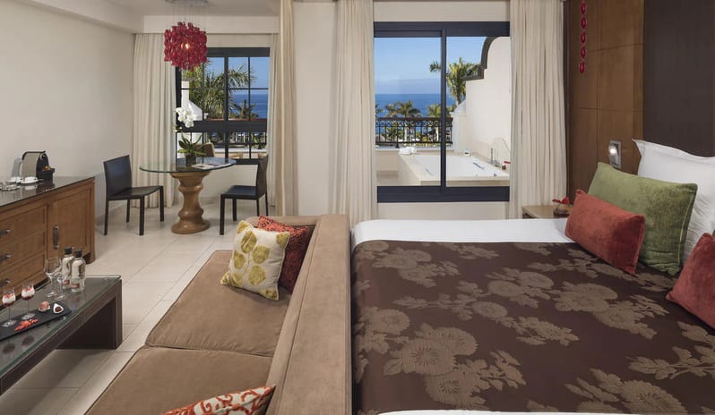 RED-LEVE-GRAN-MELIA-TENERIFE-OCEAN-FRONT-WHIRLPOOL-_1_