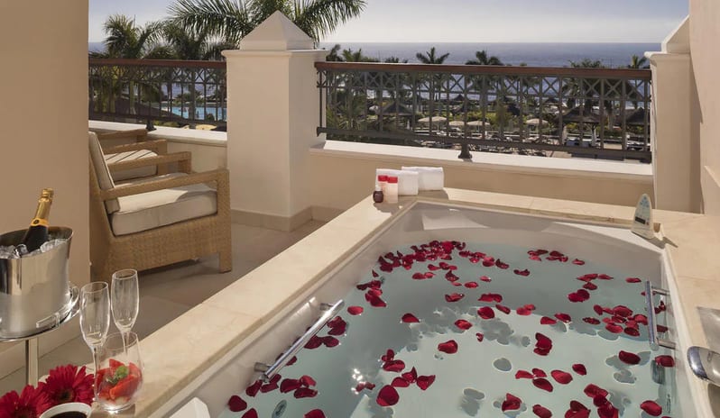 RED-LEVE-GRAN-MELIA-TENERIFE-OCEAN-FRONT-WHIRLPOOL-_2_