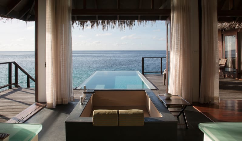 hithi_escape_water_villa8407__large