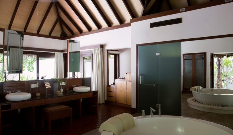 hithi_island_villa6820__large