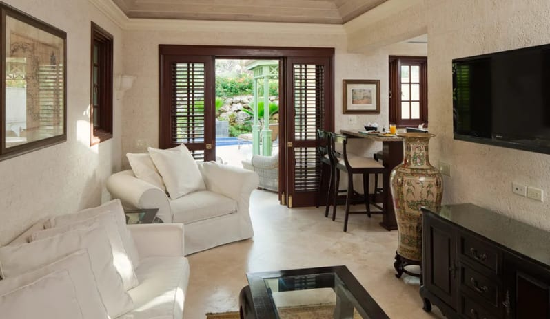 ONE-BEDROOM-OCEAN-VIEW-SUITE