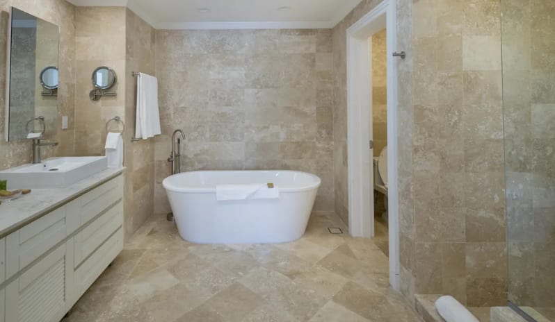 TWO-BEDROOM-CONTEMPORARY-SUITE-WITH-DELUXE-POOL-DRESSING-ROOM