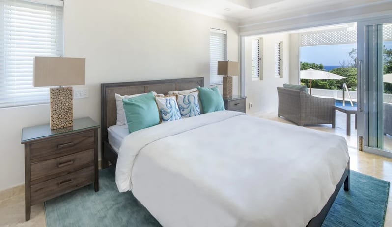 TWO-BEDROOM-CONTEMPORARY-SUITE-WITH-DELUXE-POOL-MASTER-BEDROOM