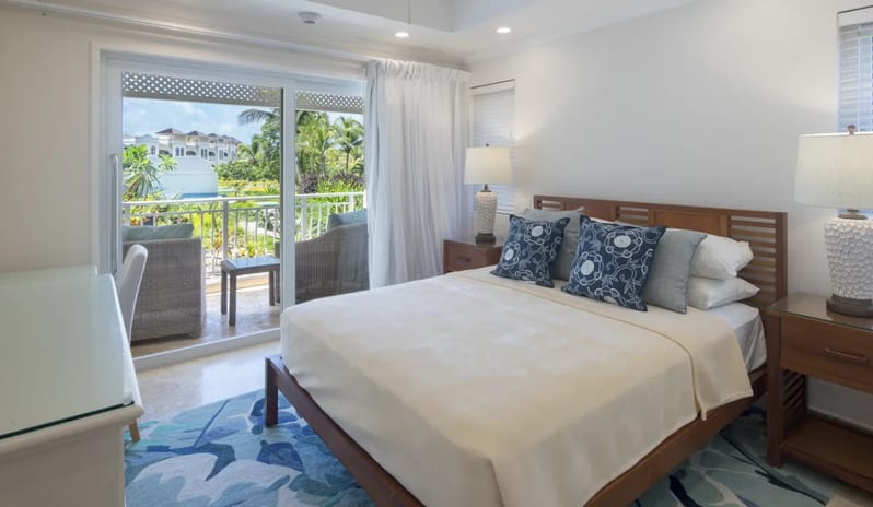 TWO-BEDROOM-CONTEMPORARY-SUITE-WITH-DELUXE-POOL-THIRD-BEDROOM