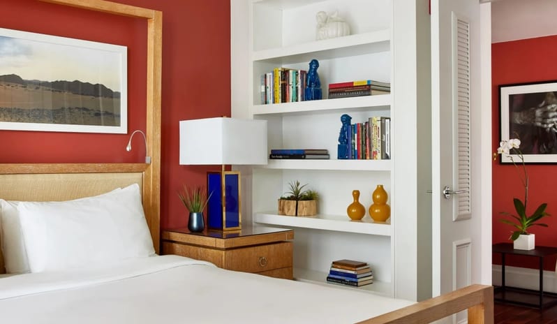 The-Betsi-Miami-Deluxe-King-Balcony-Room