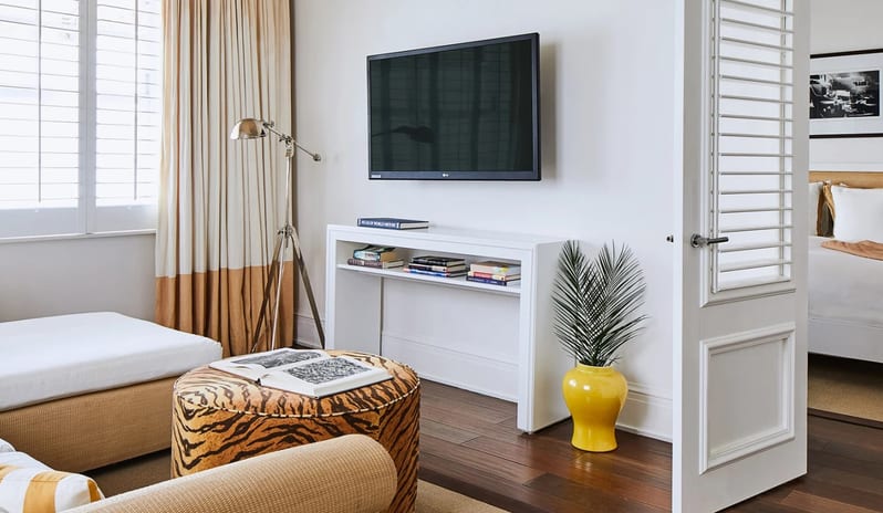 The-Betsi-Miami-Superior-Pool-View-Suite