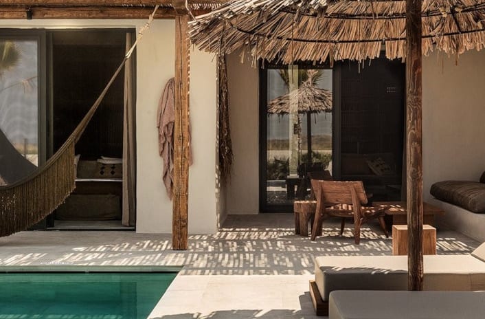 oku-kos-suite-with-pool-2