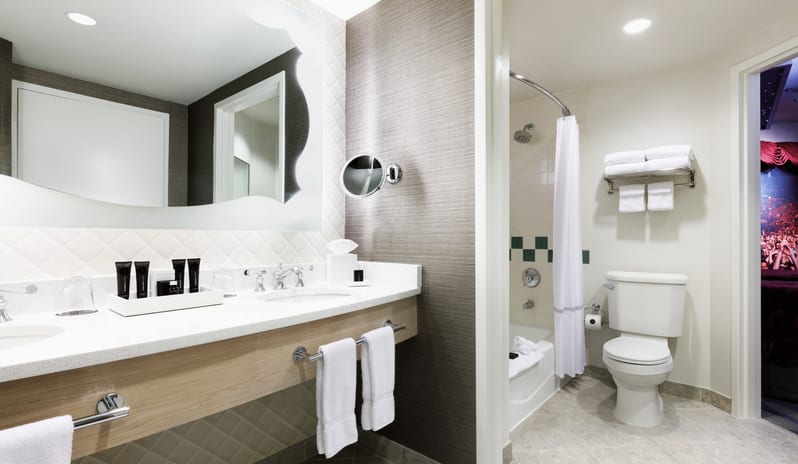 Hard-Rock-Hotel-Universal-Orlando-Future-Rock-Royalty-Suite-Washroom