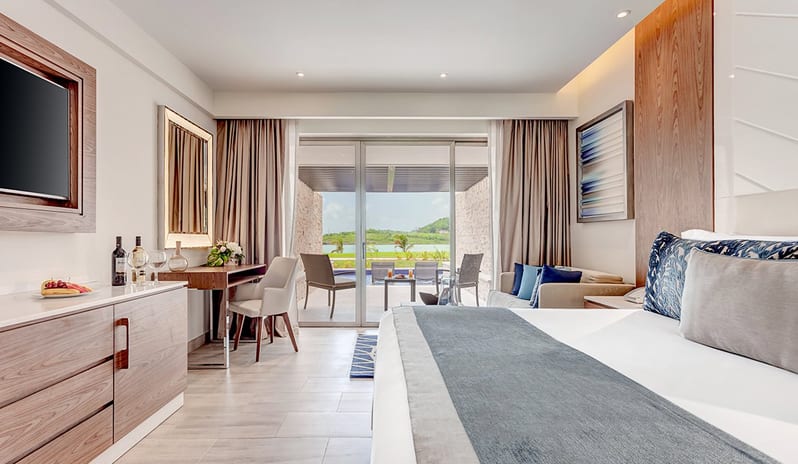 royalton_antigua_swim_out_dc_(3)