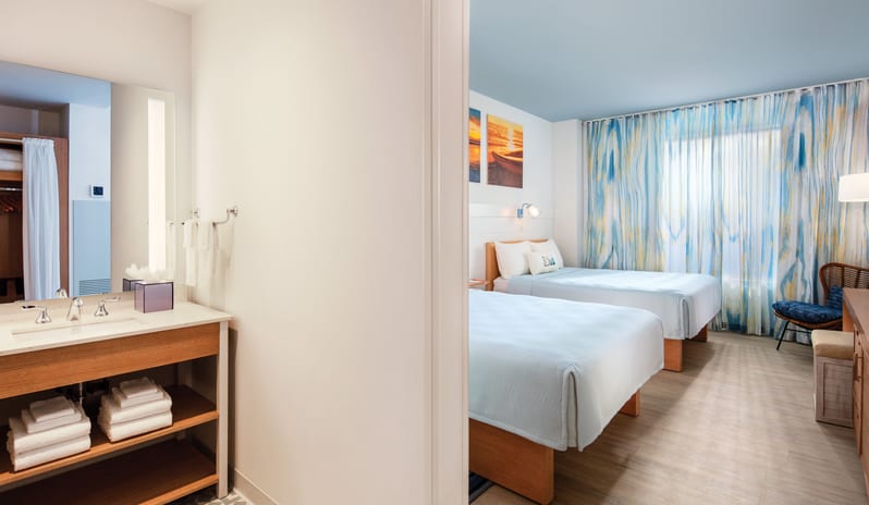 UESR_Dockside_Std_Alt