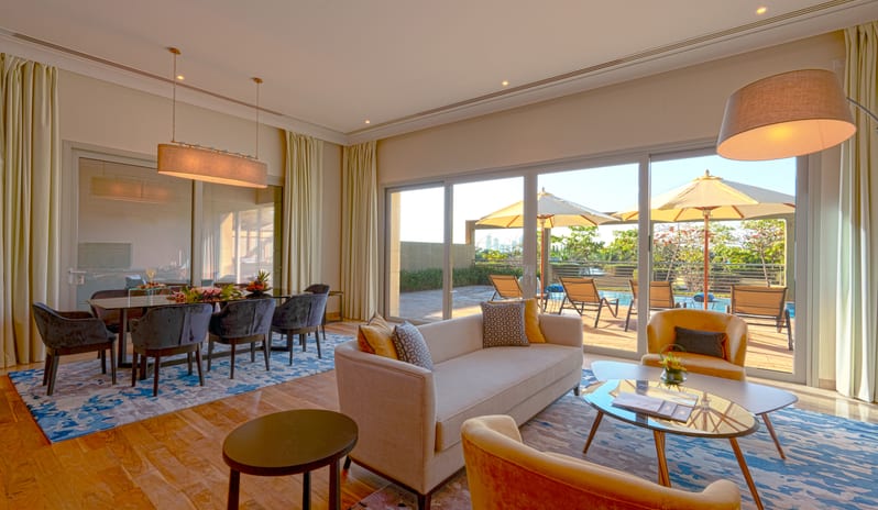 middle-east-holidays-dubai-rixos-the-palm-dubai-hotel-and-suites-hotel-five-bedroom-pool-suite-livingroom