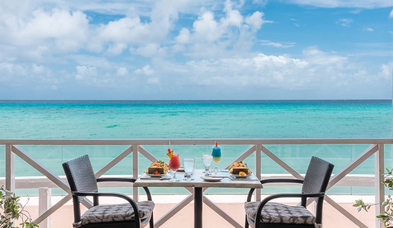 58-reef-bar-and-grill-served-tacos