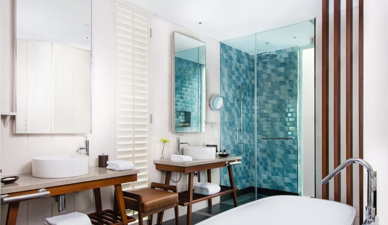 One King Room - Bathroom