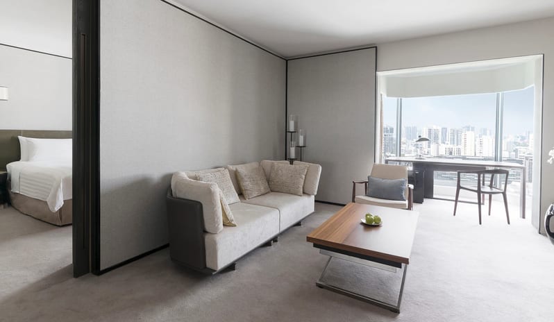 Shangri-La-Singapore-Tower-Wing-One-Bedroom-Suite-Living-Room