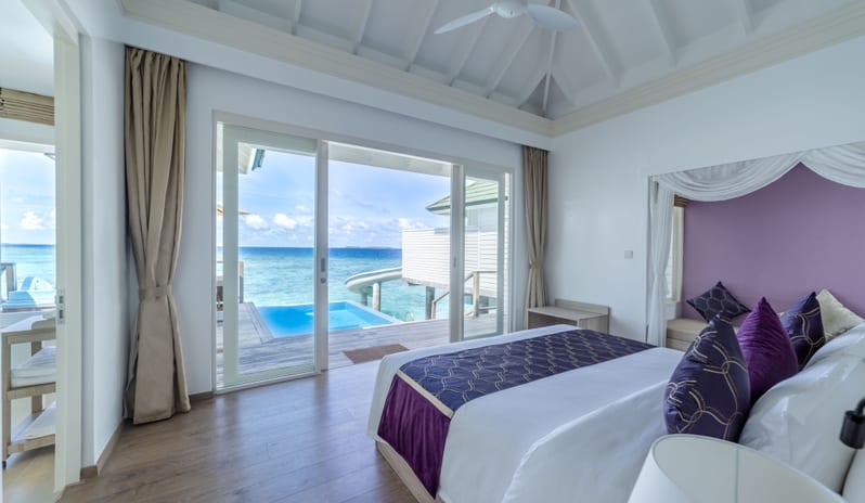 Reef villa with Pool + Slide Bedroom