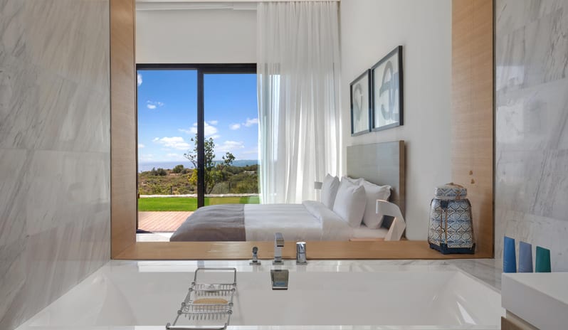 Kaplankaya Turkey Four Bedroom Residence Bathtub