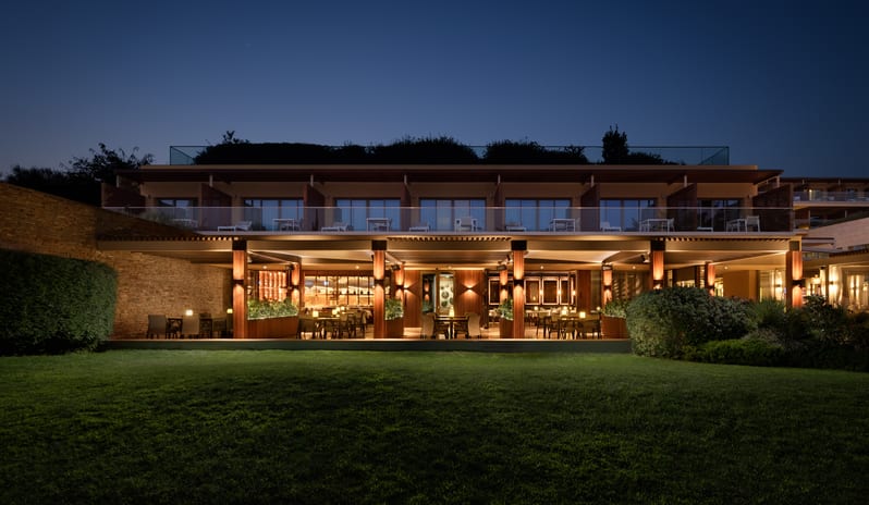 Al-Quimia-Fine-Dining-Restaurant-_-Night-View