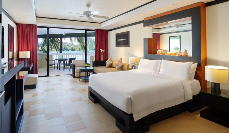 2---Angsana-Laguna-Phuket-Laguna-Grand-Room