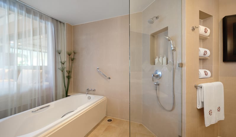 7---Angsana-Laguna-Phuket-Laguna-Grand-Room