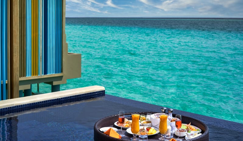 Hard-Rock-Hotel-Maldives---Floating-Breakfast-destination-experience-2