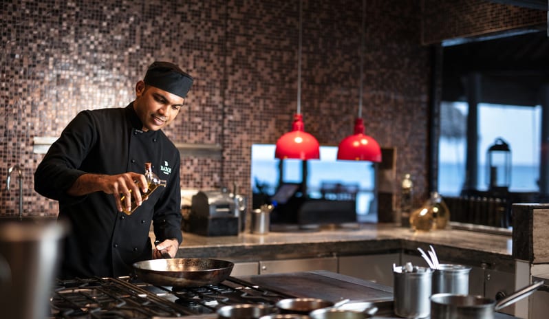indian-ocean-holidays-maldives-baros-hotel-cayenne-grill