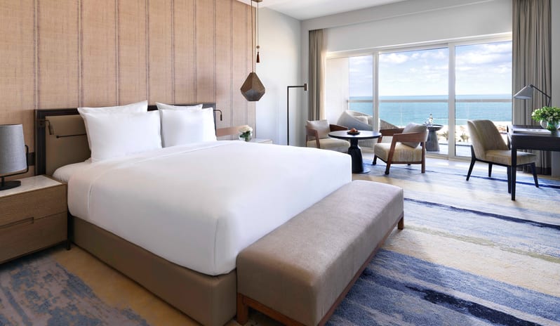 Classic Sea View King