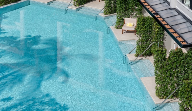 Deluxe Pool Access Room