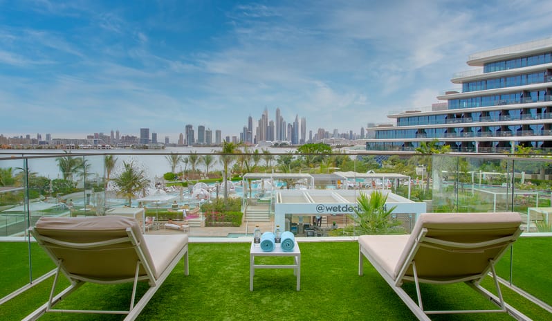 Spectacular-Terrace---Resort-View