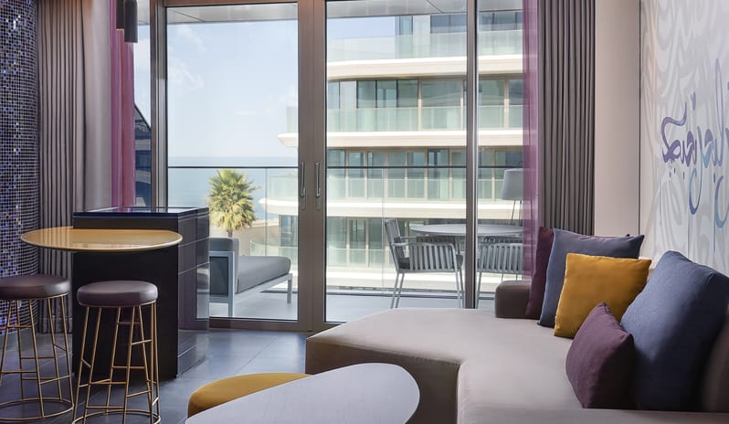 Wonderful-Room_Mix-Bar