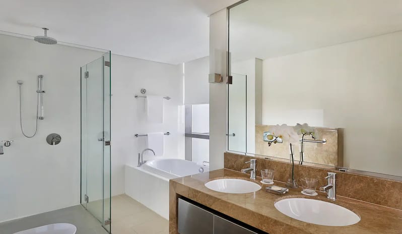 Conrad-Abu-Dhabi-One-Bedroom-Apartment-Bathroom
