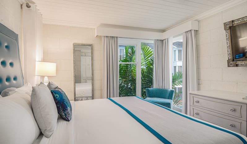 Treasure Beach by Elegant Hotels - Deluxe One Bedroom Suite