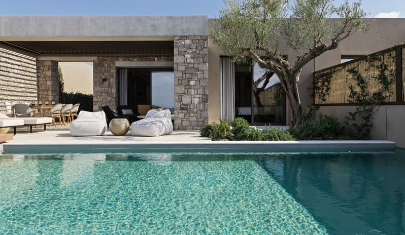 Extreme WOW Beachfront Infinity Two Bedroom Villa