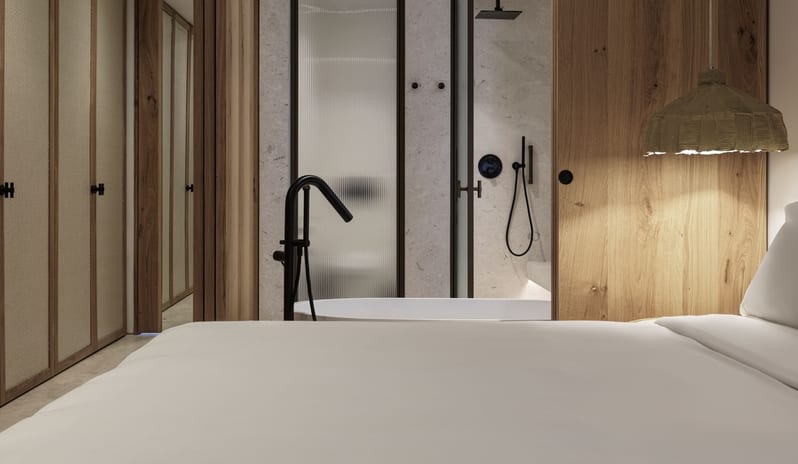 WOW Beachfront Infinity Three Bedroom Villa