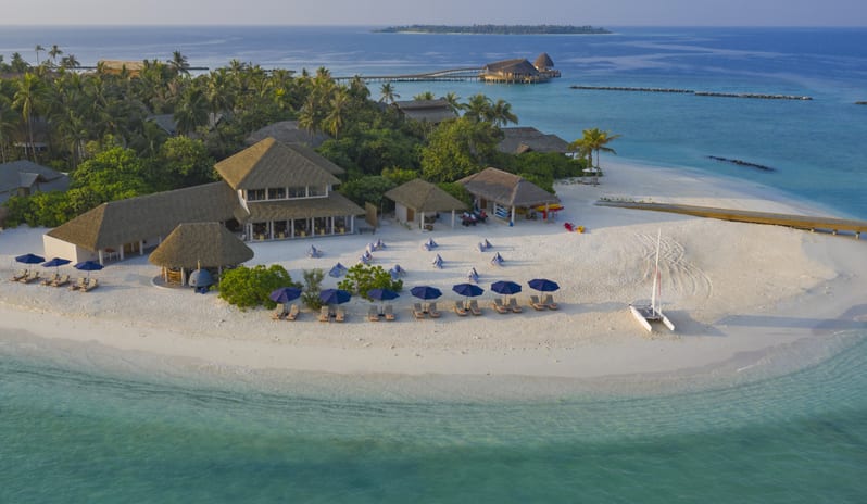 The Beach Club, Carnivorous & Asiatique Restaurant