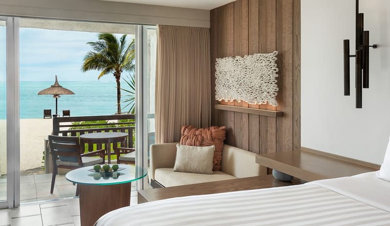 Coral Deluxe Beach Access Family Room