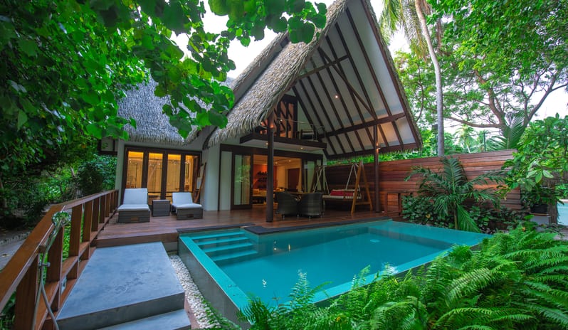 Duplex Pool Honeymoon Suite