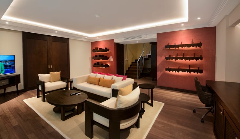 Duplex Pool Honeymoon Suite