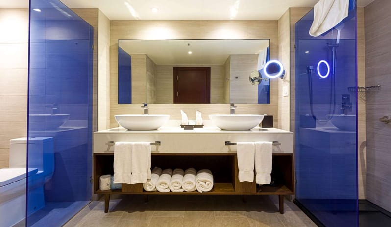 Sonesta Maho Beach Resort - Deluxe One Bedroom Suite