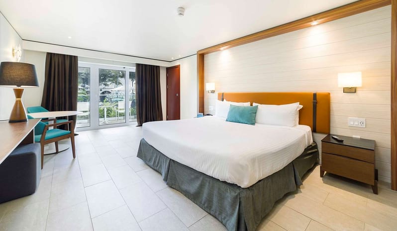 Sonesta Maho Beach Resort - Pool Ocean View Room