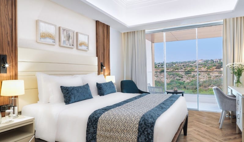 Junior Suite Inland View