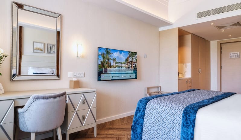 Junior Suite Inland View