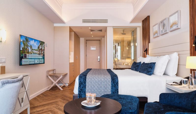 Junior Suite Inland View