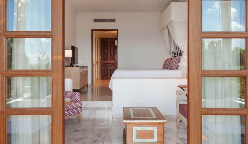 Garden Studio Suite with Whirlpool